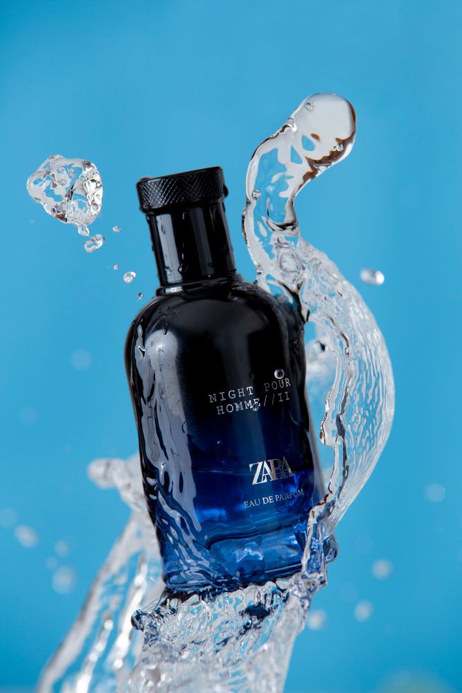 Blue tobacco vanilla perfume bottle product photo